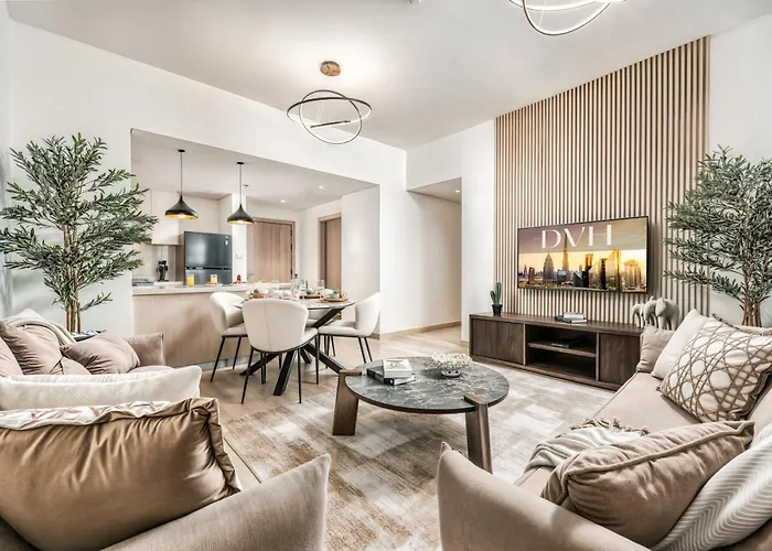 Luxury 2Br, Yas Island By Ferrari World & Yas Mall