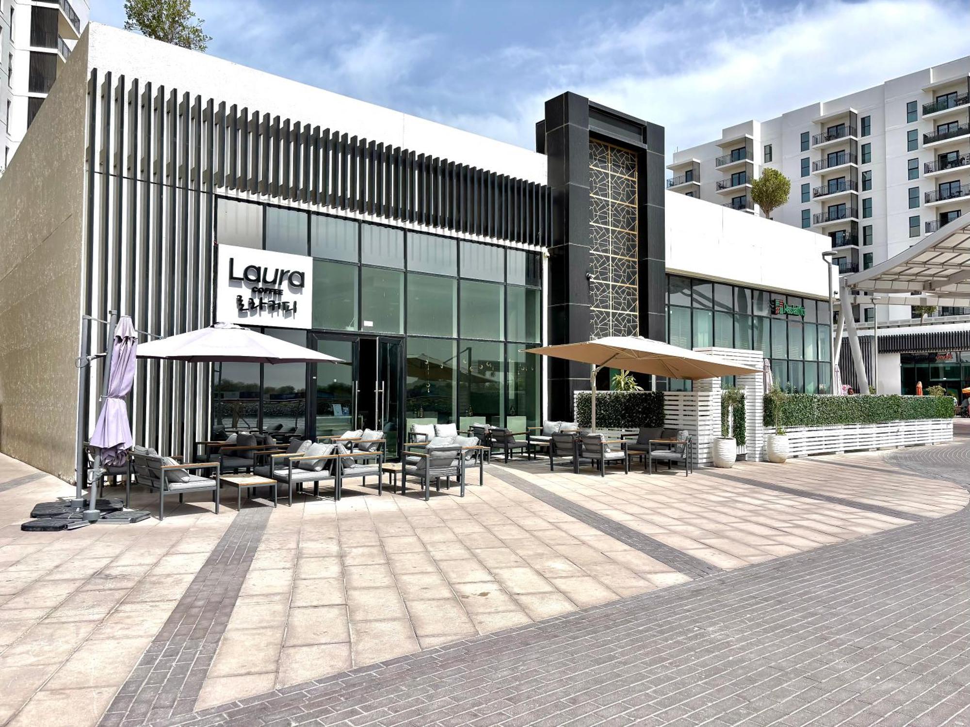Luxury 2br, Yas Island By Ferrari World & Yas Mall