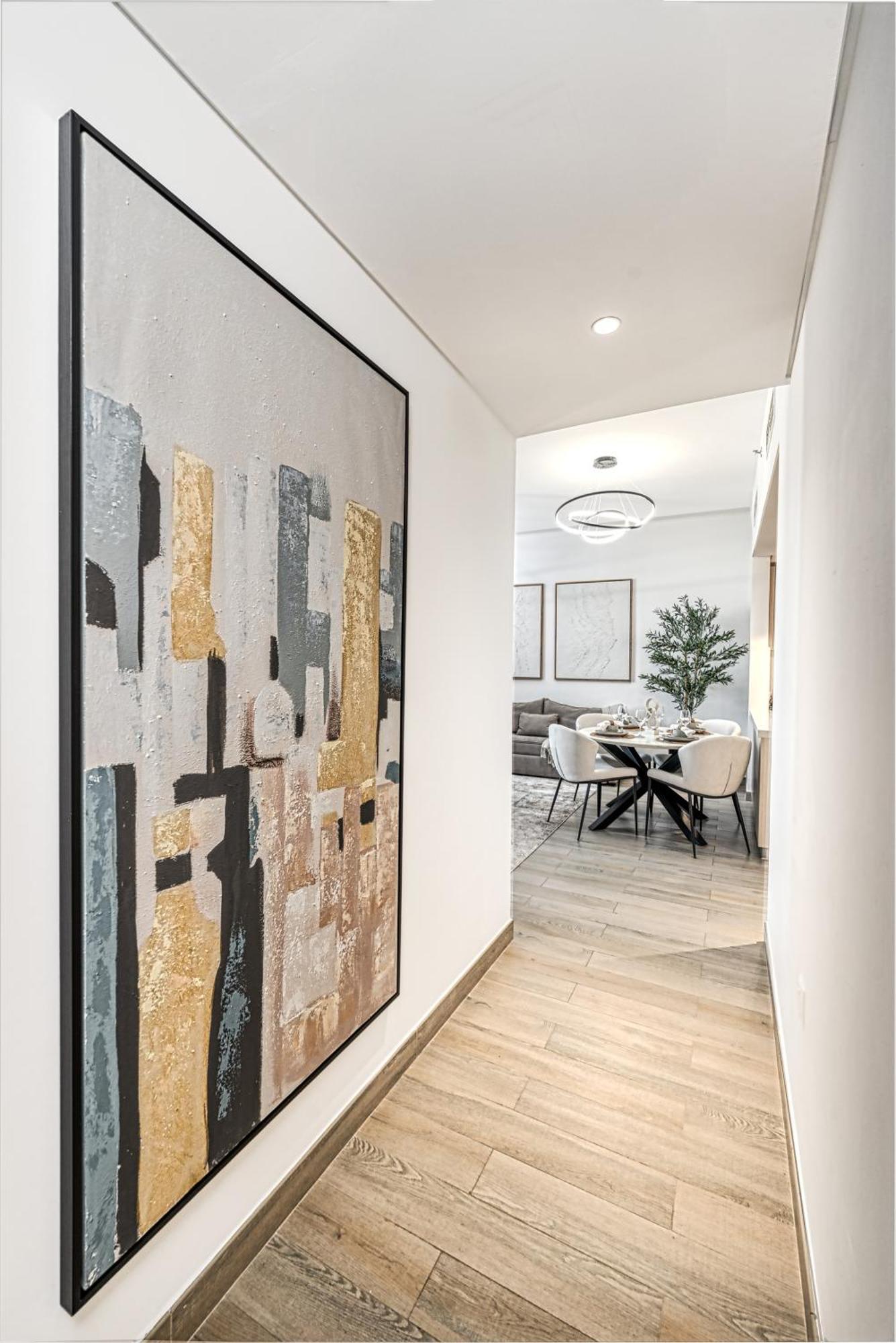 Apartment Luxury 2br, Yas Island By Ferrari World & Yas Mall