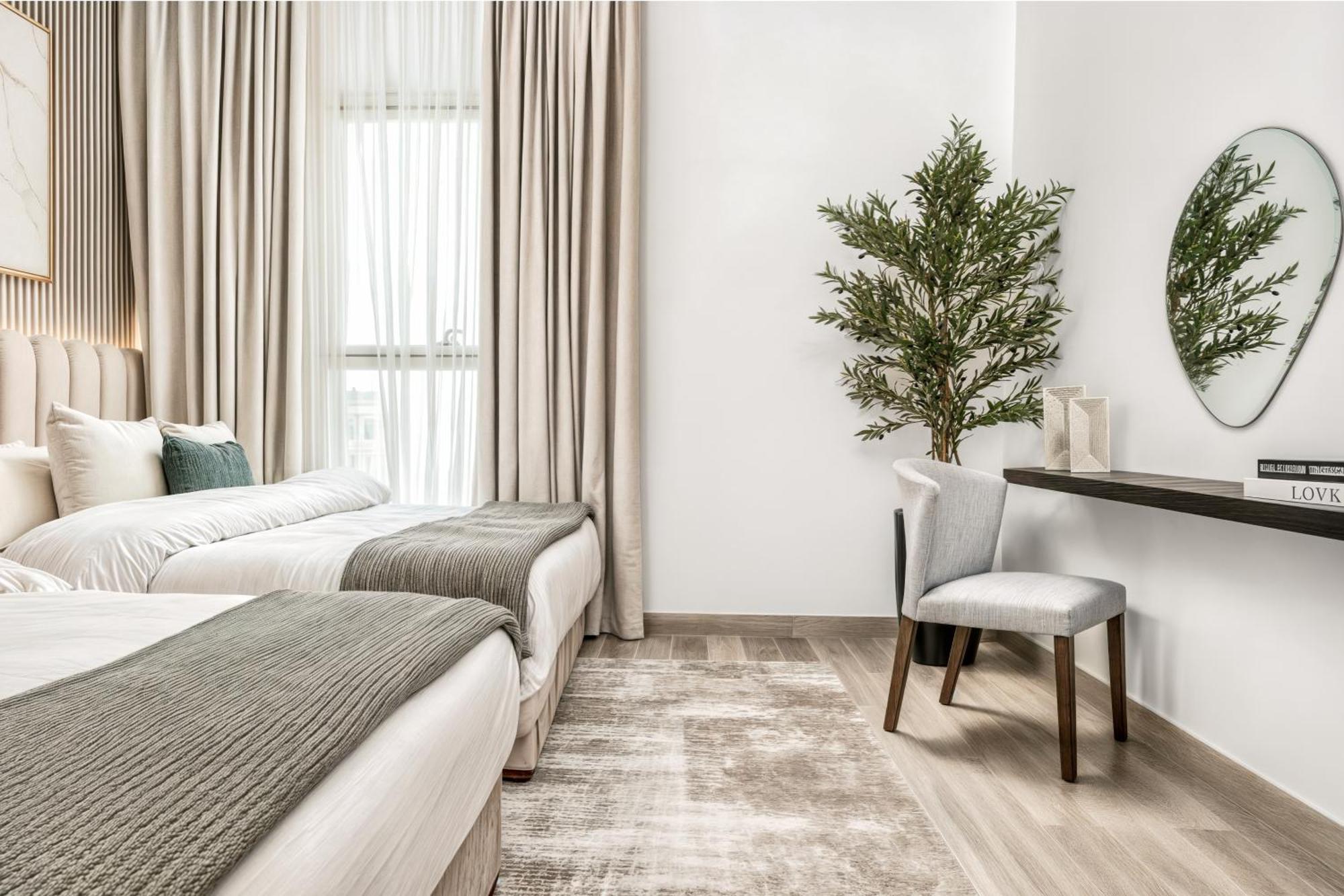 Luxury 2br, Yas Island By Ferrari World & Yas Mall * Abu Dhabi
