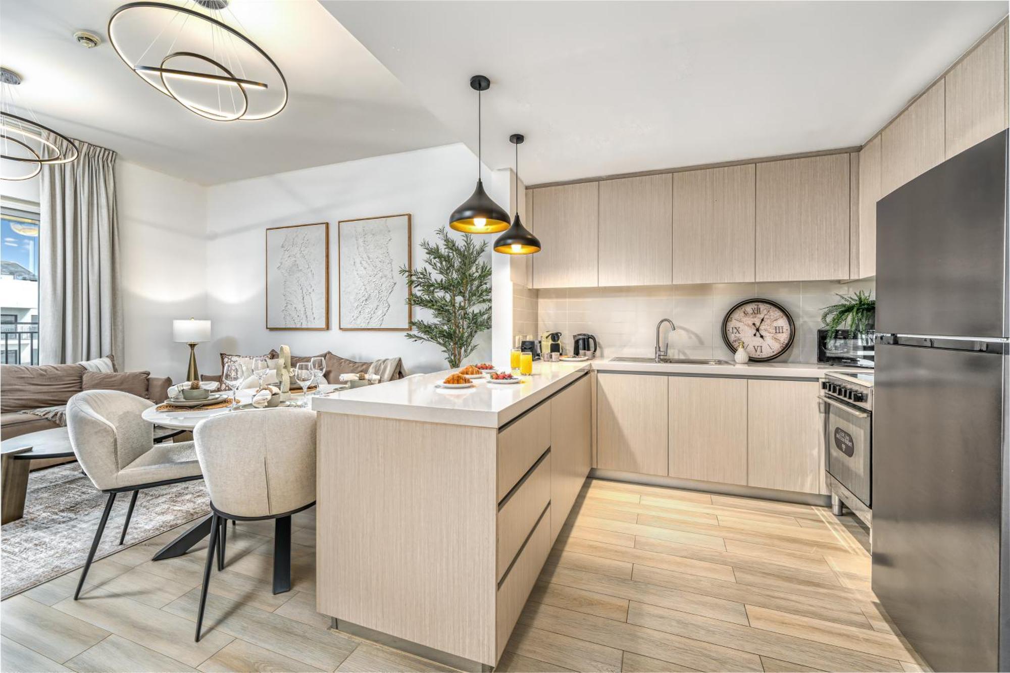 Apartment Luxury 2br, Yas Island By Ferrari World & Yas Mall Abu Dhabi