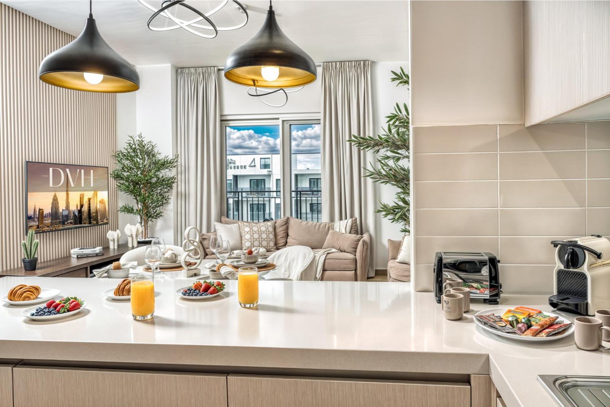 Luxury 2br, Yas Island By Ferrari World & Yas Mall